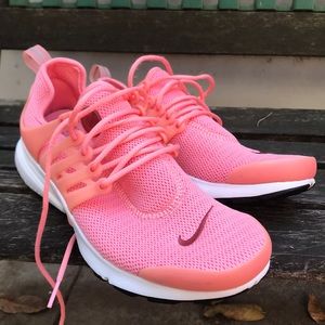 Nike air presto shoes